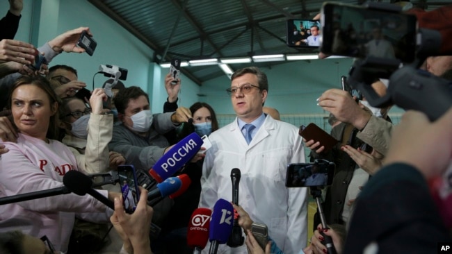 Alexander Murakhovsky, chief physician of the Omsk Ambulance Hospital No. 1 intensive care unit where opposition leader Alexei Navalny was hospitalized, speaks to the media in Omsk, Russia.