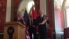 Bivši potpredsednik SAD Džozef Bajden posle uručivanja crnogorskog odlikovanja