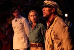 Film "Jungle Cruise" yang diproduseri dan dibintangi oleh aktor laga Dwayne Johnson dan Emily Blunt. (Foto: @Lulamaybelle/Twitter)