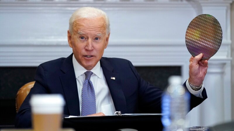 Biden Pushes Expansion of Domestic Semiconductor Manufacturing