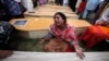 پشاور دھماکے: ہلاک شدگان کی تدفین، تین روزہ سوگ کا اعلان