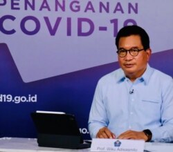 Jubir Satgas Covid-19 Prof Wiku Adisasmito dalam telekonferensi pers dari Graha BNBP, Jakarta, Kamis (3:12) mengatakan Kenaikan Kasus Harian COvid hari ini karena ada penumpukan data sebelumnya (Foto courtesy: humas BNPB).