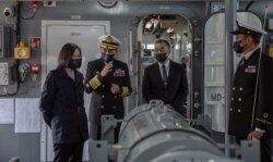 台湾总统蔡英文2022年1月14日主持台湾海军布雷艇中队成军典礼。（照片来自蔡英文推特）