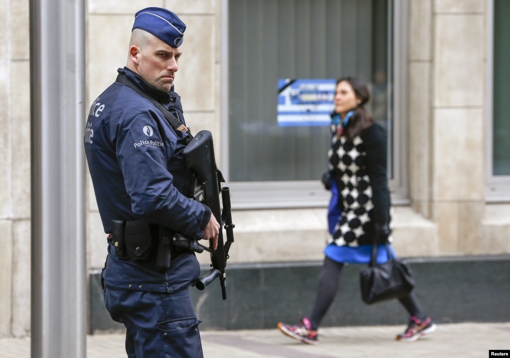 Belgium Police Release New Video of Brussels Bombing Suspect