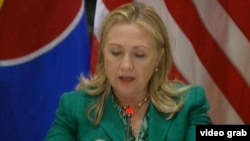 Secretary of the State Clinton speaks to ASEAN Ministers. (VOA Video) 