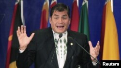 El presidente Correa le teme a la labor de las organizaciones no gubernamentales en Ecuador.