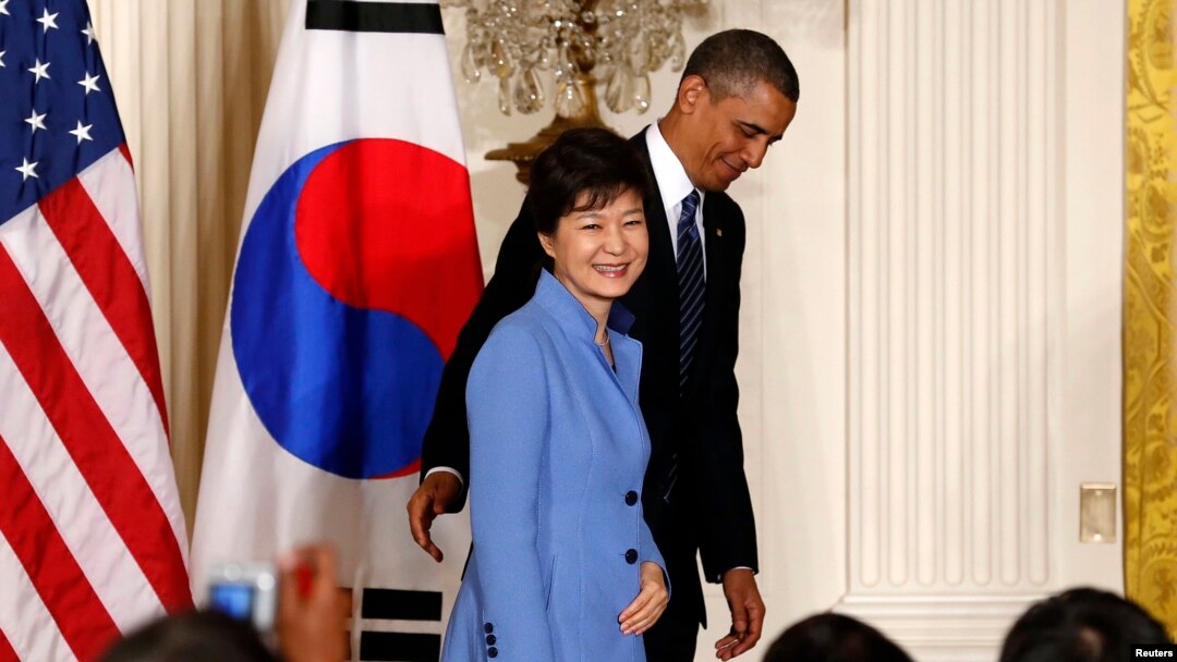 U.S. President Barack Obama and South Korea's President Park Geun-hye depart a joint news conference at the White House in Washington, May 7, 2013.