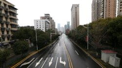 Una vista de una avenida totalmente vacía de la ciudad de Wuhan, en el centro de China, el 20 de enero de 2020.