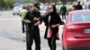 گاردین: زنان ایران مقررات حجاب در خودروها را به چالش می کشند
