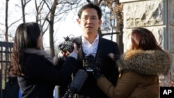 Lee Jae-yong, vice chairman of Samsung Electronics, speaks before leaving a detention center in Uiwang, South Korea, Monday, Feb. 5, 2018.