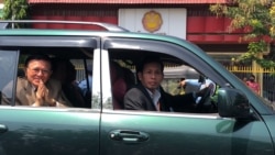 FILE - Kem Sokha leaves the Phnom Penh Municipal Court after his trial on February 6, 2020 finished. (Malis Tum/VOA Khmer)