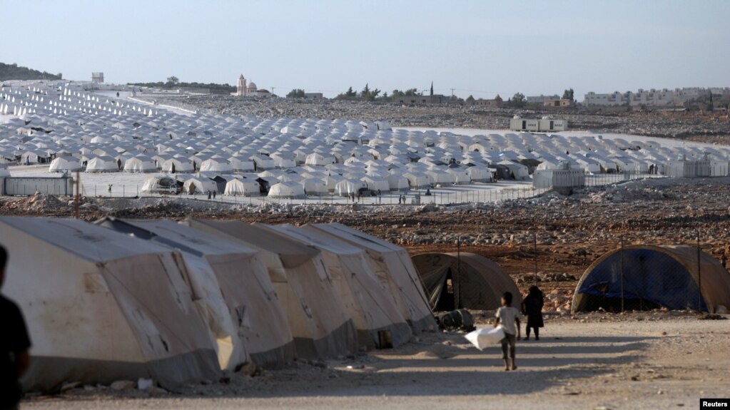 Kamp pengungsi di desa Atimah, provinsi Idlib, Suriah, 11 September 2018. (Foto: dok). 