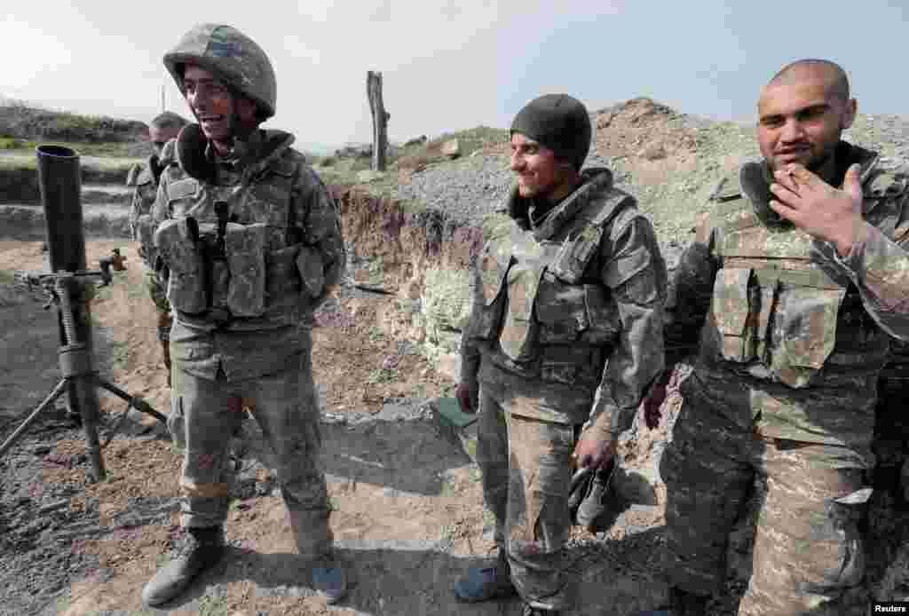 ستمبر میں آرمینیا اور آذربائیجان کے درمیان ناگورونو کاراباخ تنازع پر فوجی جھڑپیں شروع ہوئیں۔ &nbsp;