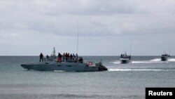 Tàu chiến của Hải quân Hoàng gia Malaysia. Malaysia tố cáo lãnh hải của họ bị các tàu cá Việt Nam xâm phạm nhiều nhất.