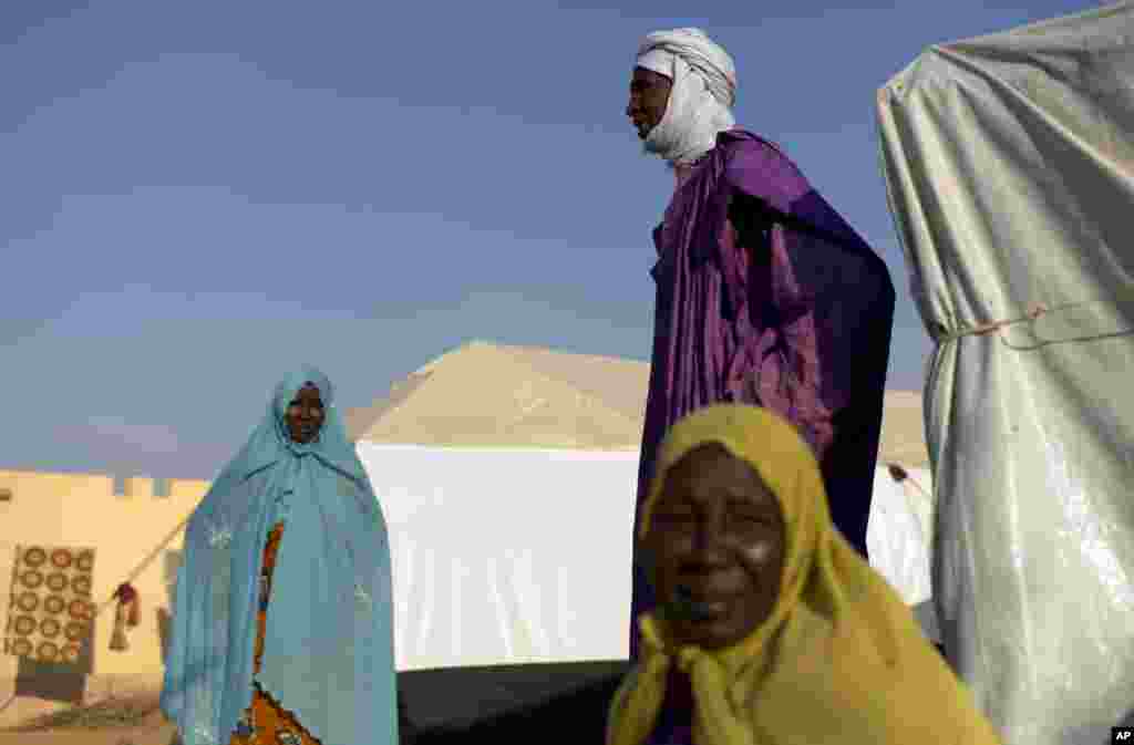 People who fled northern Mali are seen at a camp for internally displaced persons, in the city of Sevare, Mali, January 23, 2013.