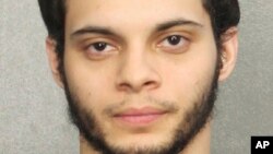 Esteban Santiago es acusado del mortal tiroteo en el aeropuerto de Fort Lauderdale, Florida.