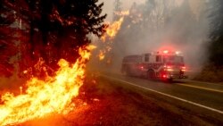 Les pompiers américains luttent contre des incendies d'une ampleur sans précédent