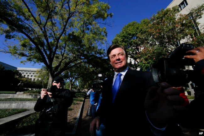 Paul Manafort leaves Federal District Court in Washington, Oct. 30, 2017.