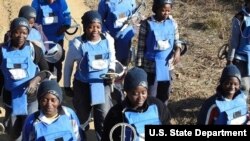 Women deminers in Angola.