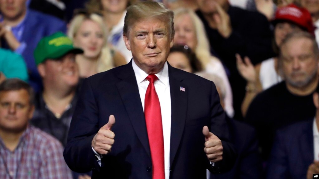 El presidente estadounidense, Donald Trump, durante un mitin el martes en Tampa, Florida. Una corte de apelaciones en California fallÃ³ que la orden del mandatario que no cooperan con las autoridades de inmigraciÃ³n excede la autoridad presidencial.