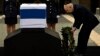 Israelíes dan último adiós a Sharon