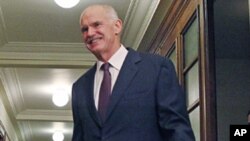 ທ່ານ George Papandreou, ນາຍົກລັດຖະມົນຕີກຣິສ.
ວັນທີ 1 ພະຈິກ 2011