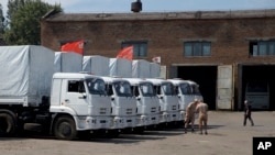 Truk bantuan kemanusiaan dari Rusia untuk Ukraina.