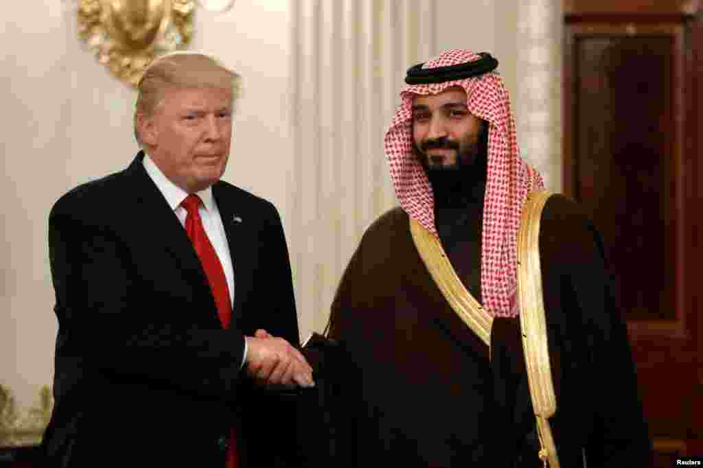 Hotunan ziyarar Ministan tsaro na kasar Saudiya Yarima Muhammad Bin Salman tare da Shugaba Donald Trump a fadar White House, ranar 15 ga watan Maris 2017.