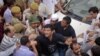 印度总理不顾抗议浪潮批评反腐斗士