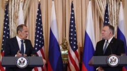 Ruski šef diplomatije Sergej Lavrov i američki državni sekretar Majk Pompeo na konferenciji za novinare u Stejt departmentu (Foto: Rojters/Josh Earnest)