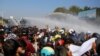 缅甸大规模示威进入第四天 警方逮捕了至少几十人