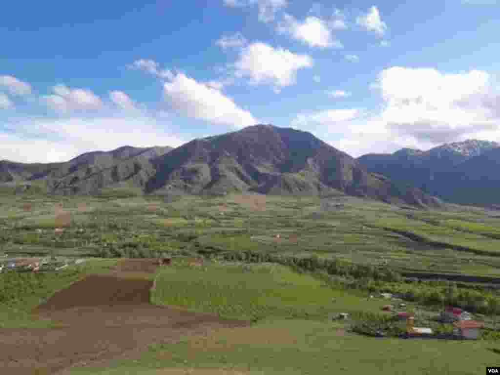 طبیعت دهستان گونی- روستای یام مرند، آذربایجان شرقی عکس: مجید (ارسالی شما)