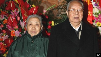 样板还是承袭正统 中共为何高调纪念华国锋