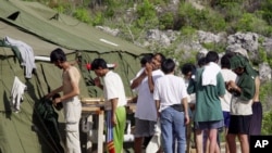 گروهی از مهاجران در جزیره نائورو 