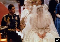 Britain Royal Wedding Dress