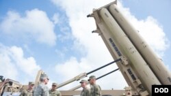 Hệ thống phòng thủ tên lửa THAAD của Mỹ tại đảo Guam. Nguồn tin riêng của Reuters cho biết quân đội Mỹ muốn đưa hệ thống THAAD tới Đức để tăng cường khả năng phòng thủ của châu Âu.