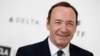 Kevin Spacey busca tratamiento tras acusaciones de acoso sexual