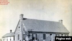 Imagen de Fort Still, la primera escuela indígena cerca de Lawton, Oklahoma, que operó desde 1871 hasta 1899-1900. Josiah Butler Collection. Photo: Oklahoma Historical Society.