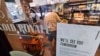 Starbucks reabre tras entrenamiento contra la discriminación racial
