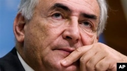 Upaya mantan Ketua IMF, Dominique Strauss-Kahn untuk memperoleh kekebalan diplomatik ditolak pengadilan New York (foto: dok).