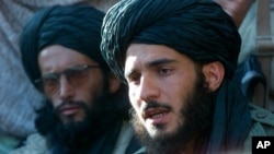 با تایید خبر مرگ رهبر طالبان، مذاکرات صلح میان آن گروه و حکومت افغانستان متوقف شد