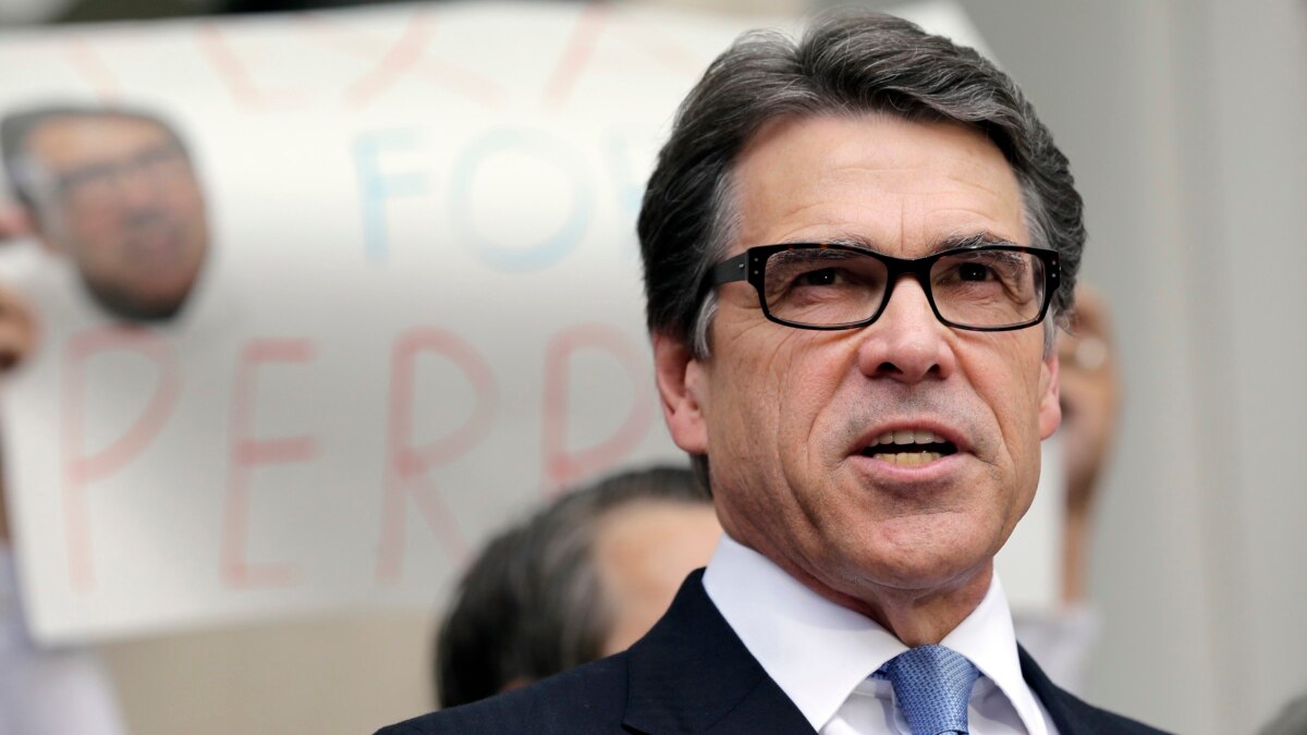 Gobernador de Texas se declara no culpable