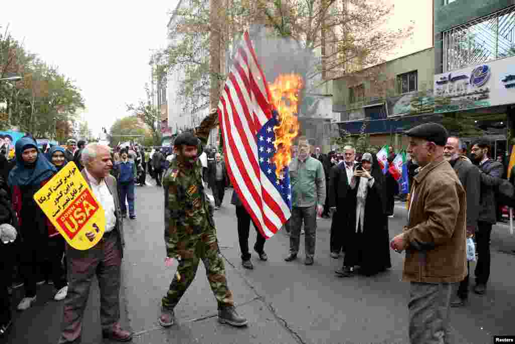 İran - Tehran, ABŞ səfirliyinə hücumun 40-cı ildönümü &nbsp;