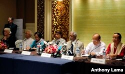 Myanmar Rohingya: Former U.N. Secretary-General and Rakhine State Advisory Commission Chairman Kofi Annan, third right, and the commission members listen to journalists giving them questions during a press briefing at a hotel Thursday, Sept. 8, 2016.