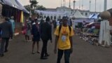 L’esplanade du Musée national site de présentation des projets des jeunes avant le 11 février, à Yaoundé, le 11 février 2019. (VOA/Emmanuel Jules Ntap)