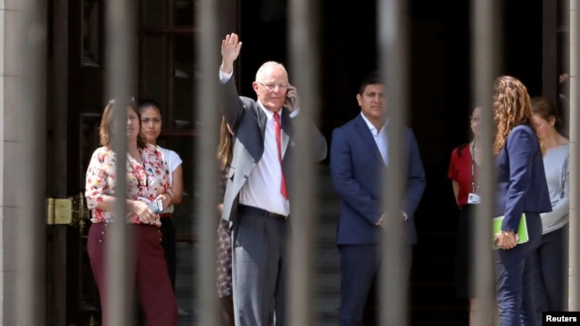 Pedro Pablo Kuczynski se despide de Palacio de Gobierno