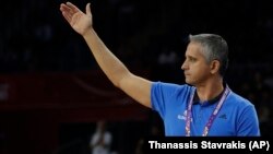 Igor Kokoškov prošlog leta u Istanbulu, dok je predvodio Sloveniju do zlatne medalje na Eurobasketu