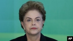 Brazil’s President Dilma Rousseff attends a meeting with rectors of public universities, at the Planalto Presidential palace, in Brasilia, Brazil, March 11, 2016. 