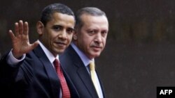 Prezident Obama Türkiyə baş naziri Erdoğanla telefon söhbətində Misirdəki vəziyyəti müzakirə edib