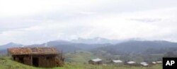 A planned village, or 'umudugudu' for returnees from the DRC in Gatare, in the district of Nyamagabe (formerly known as Gikongoro Province), Rwanda.